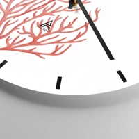 Clock face with lines