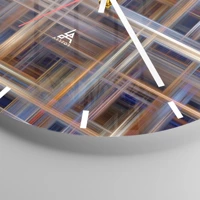 Clock face with lines