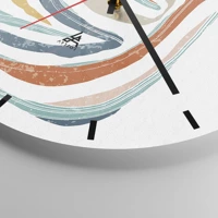 Clock face with lines