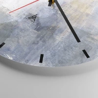 Clock face with lines