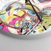 Clock face with lines