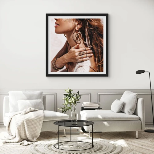 Poster in black frame - Queen of a Wild Beach - 30x30 cm