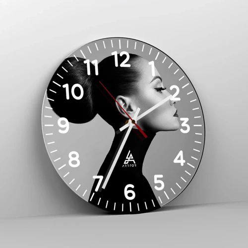 Wall clock - Clock on glass - Modern Nefretete - 30x30 cm