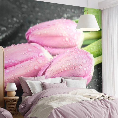 Photo Wallpaper Premium Sand - Three Lilacs on a Black Stone - Flowers, Tulips, Bouquet of flowers - 200x140 cm