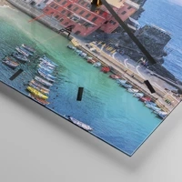 Clock face with lines