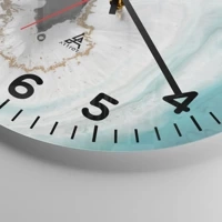 Clock face with numbers