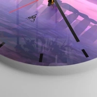 Clock face with lines