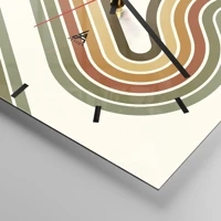 Clock face with lines