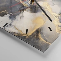 Clock face with lines