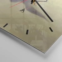 Clock face with lines