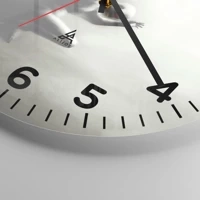 Clock face with numbers