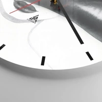 Clock face with lines