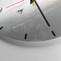 Clock face with lines