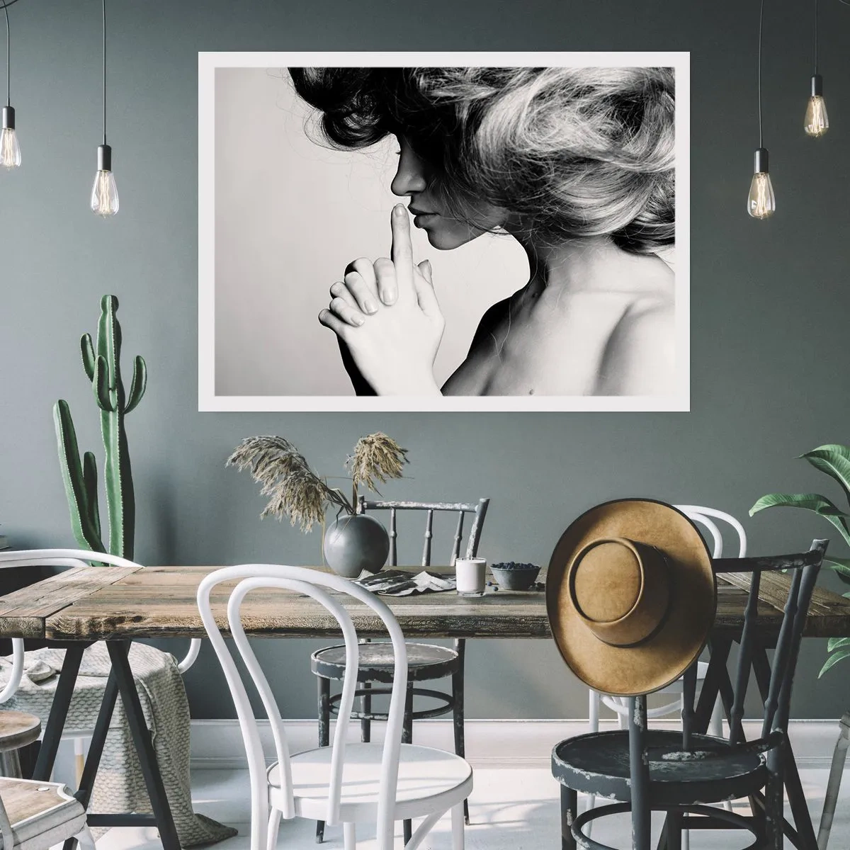 Poster - Listening to Herself - 70x50 cm
