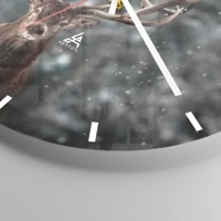 Clock face with lines