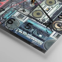 Clock face with numbers