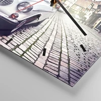 Clock face with lines