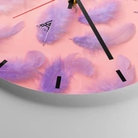 Clock face with lines