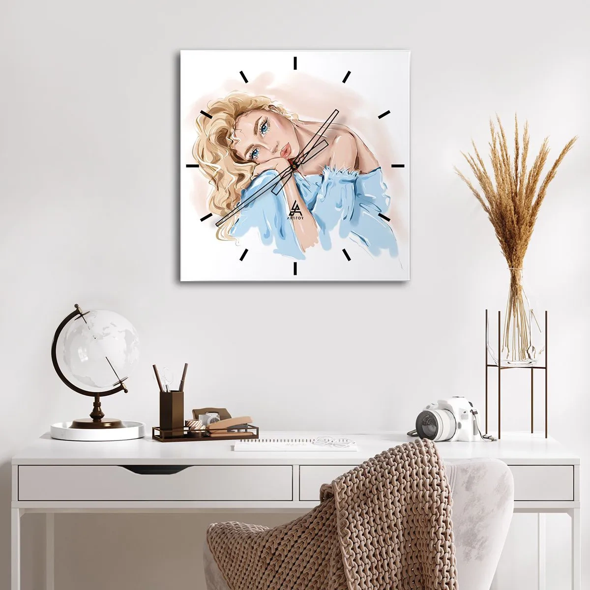 Wall clock - Clock on glass - Dreamy in Blue - 30x30 cm