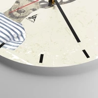 Clock face with lines