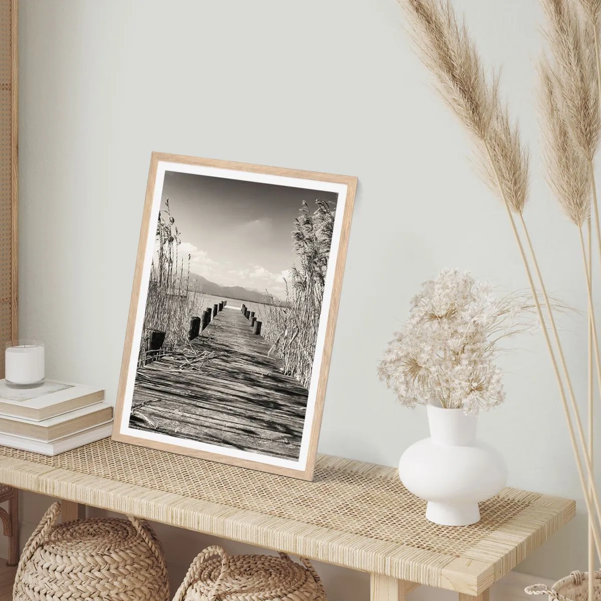 Poster in light oak frame - In the Grass - 50x70 cm