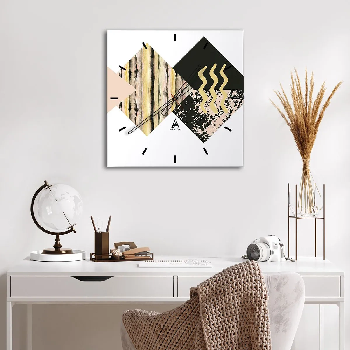 Wall clock - Clock on glass - Not So Straightforward - 40x40 cm