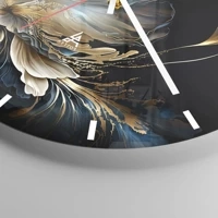 Clock face with lines