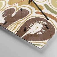 Clock face with lines