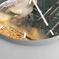 Clock face with lines