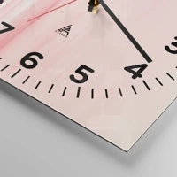 Clock face with numbers