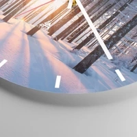 Clock face with lines