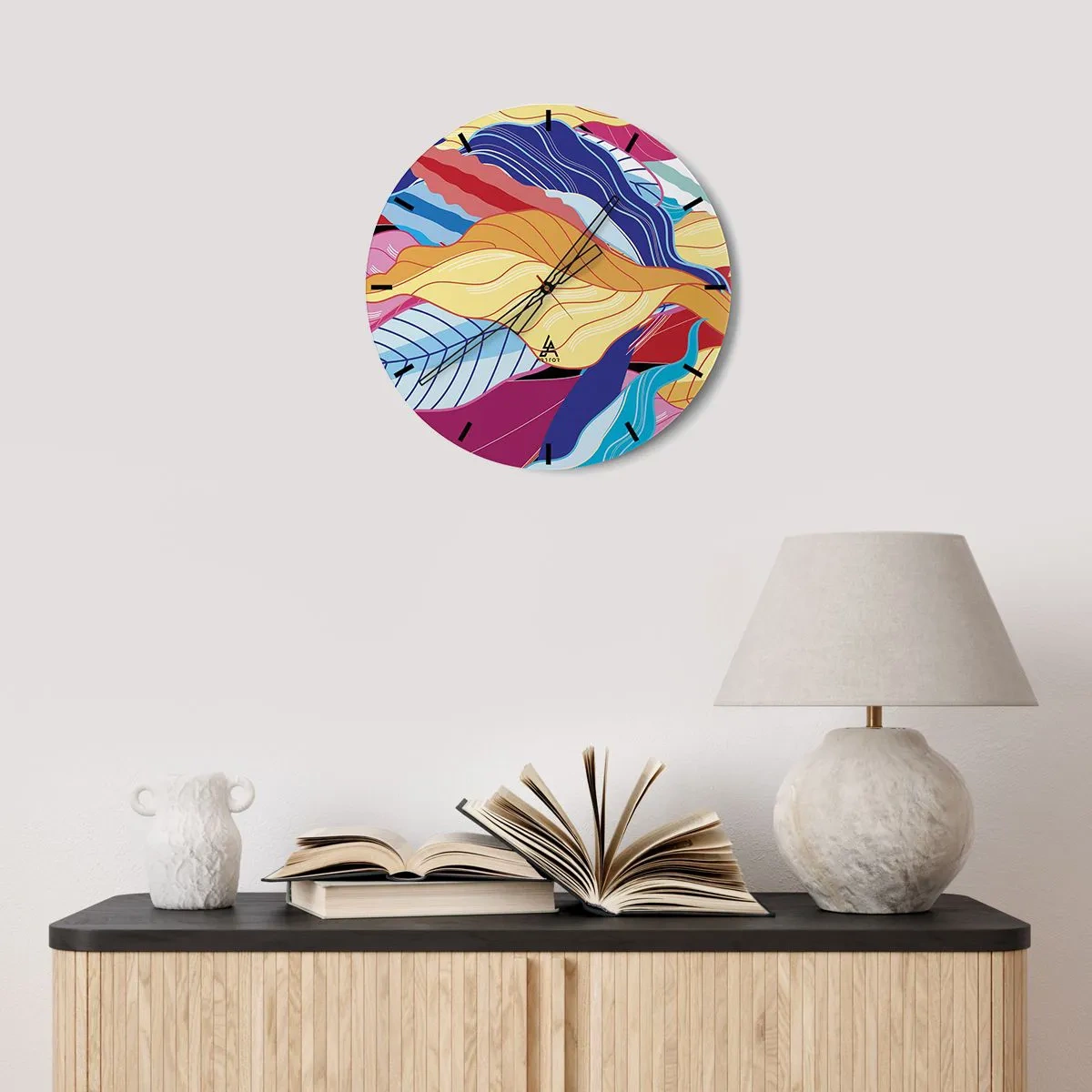 Wall clock - Clock on glass - Queen of Mess - 30x30 cm