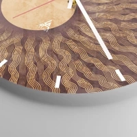 Clock face with lines