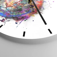 Clock face with lines