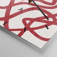 Clock face with lines