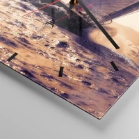 Clock face with lines