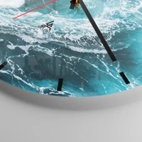 Clock face with lines