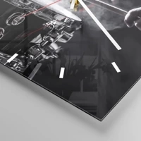 Clock face with lines