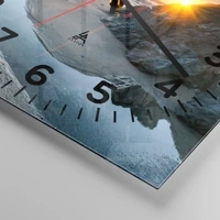 Clock face with numbers