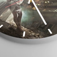 Clock face with lines