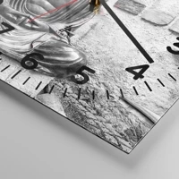 Clock face with numbers