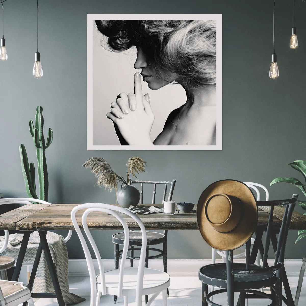 Poster - Listening to Herself - 50x50 cm