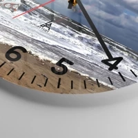 Clock face with numbers