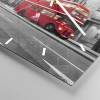 Clock face with lines