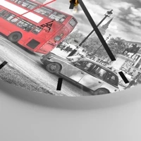 Clock face with lines