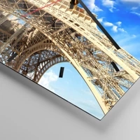 Clock face with lines