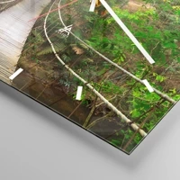 Clock face with lines