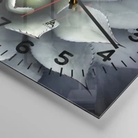 Clock face with numbers