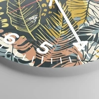 Clock face with numbers