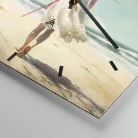 Clock face with lines